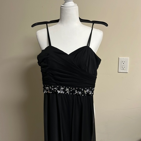 Prom style - Hi-Low strapless black dress - Picture 3 of 4